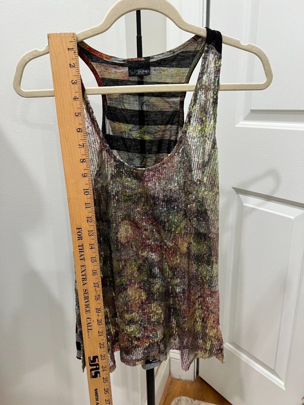 Y2K Daytrip sparkly sequined tank top size L - Picture 3 of 7